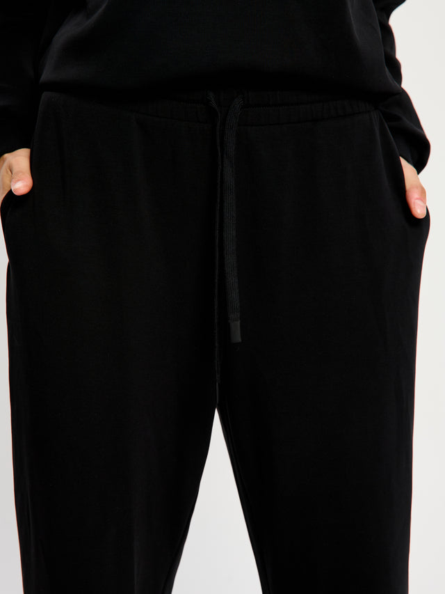 Classic Cut Jogger Black
