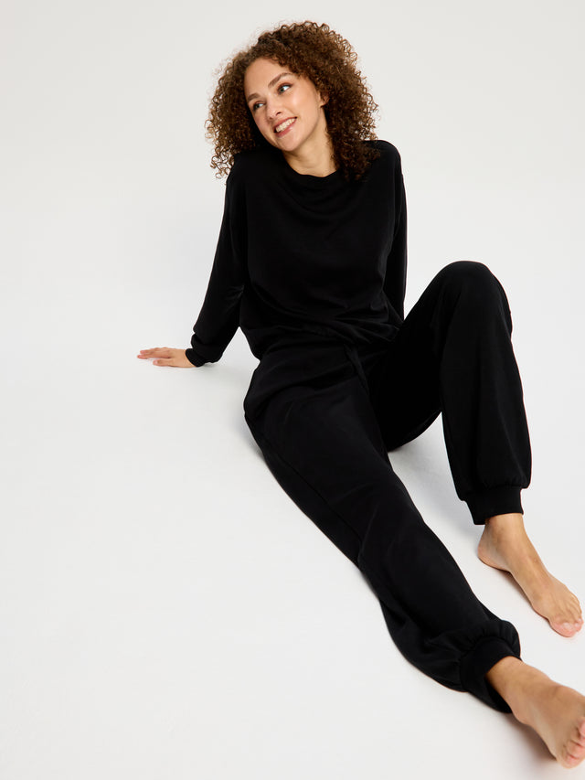 Classic Cut Jogger Black