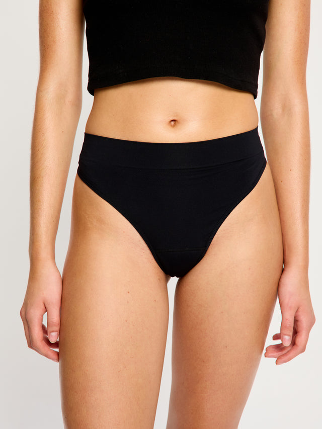 Modicomfort Seamless Hi Waist Thong Light Black