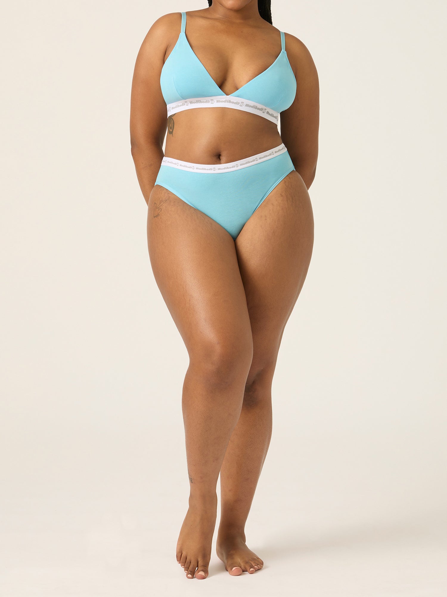 Basic Triangle Bralette Air
