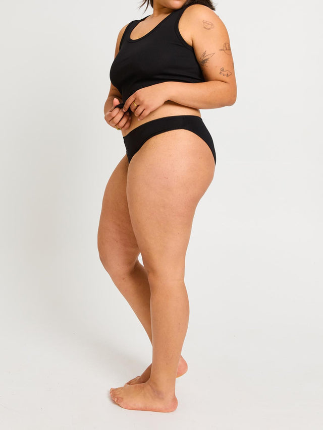 Classic Cheeky Brief Light Black