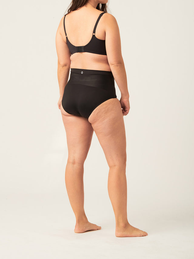 Postpartum Control Brief Moderate Black