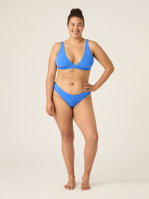 SWSTPBNABUMW-MB_Swimwear_Plunge Bikini Top_Ultramarine Blue-0893_model_Jasmine_16-XL.jpg